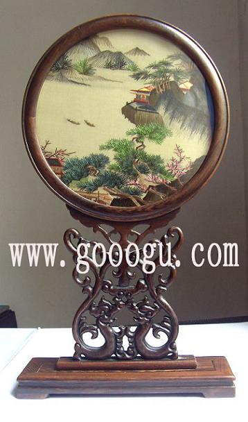 山水桌面臺屏，手工刺繡臺屏，雞翅木架雙面繡